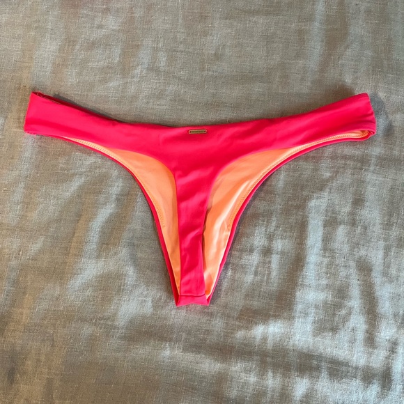 Victoria Secret’s Bikini Bottoms - Picture 3 of 3
